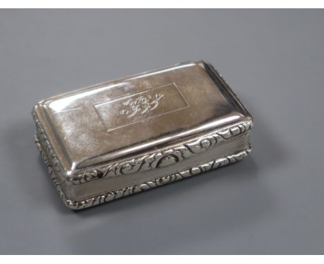 A George IV silver snuff box, Thomas Shaw, Birmingham, 1823 (a.f.), 78mm.