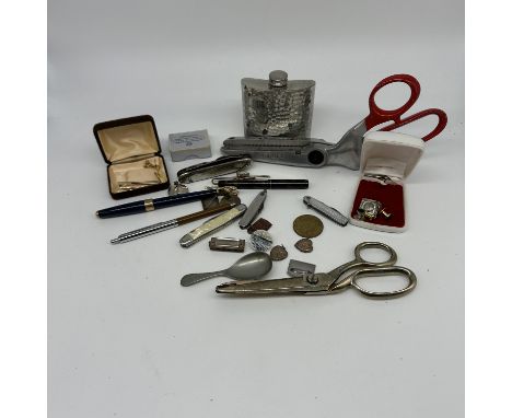 A mixed lot of items, costume jewellery, hip flask, scissors, pen knife, buyer must arrange collection or post