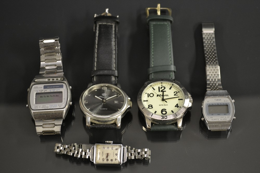 seiko digital solar