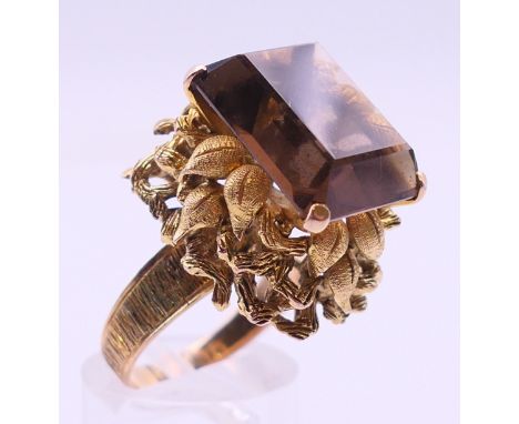 A 14 ct gold 1970's smoky quartz ring. Ring size P/Q. 