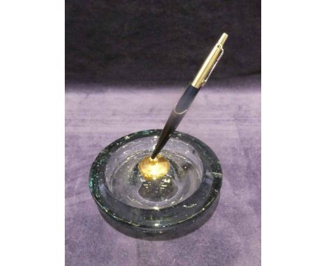 A Whitefriars Parker Pen Desk Accessory in pewter colour with bubbles