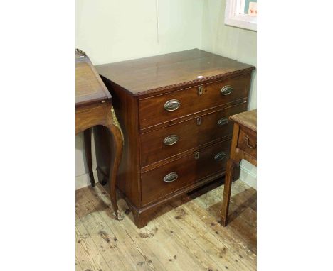 Georgian mahogany chest of three drawers on bracket feet