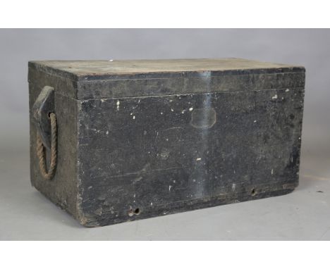 A painted pine carpenter's trunk, the hinged lid revealing two removable trays, the sides with rope carrying handles, on bloc