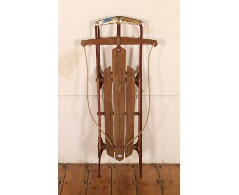 A vintage wooden sledge, 110cm long