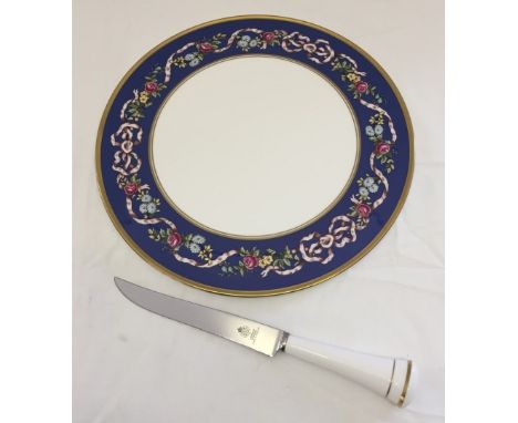 A boxed Spode (Royal Worcester) Ribbons and Roses cake plate & knife.  