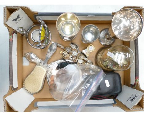 A mixed collection of items to include ladies novelty watches, costume jewellery, watches, small brass mantle clock, silver p