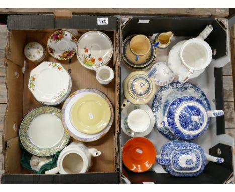 A mixed collection of ceramic items to include Spode Italian patterned tea pot together with similar Wedgwood item, Royal Alb