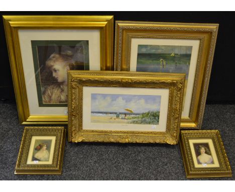 D ShortSandy Beach;decorative prints; etc