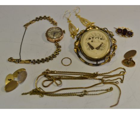A Victorian gold coloured metal mounted portrait swivel brooch; 3 pairs of 9ct gold cufflinks; a gold coloured Italian chain 