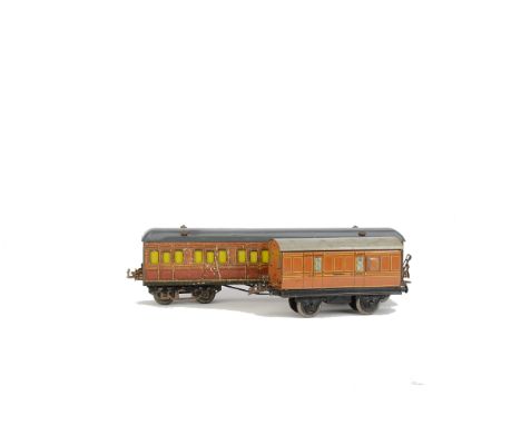 Hornby 0 Gauge unboxed Metropolitan Coach, and LNER No 1 Passenger Brake Van, in original box, F, paint loss to Metro coach o