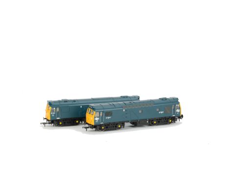 Bachmann 00 Gauge BR blue Class 25 Diesel Locomotives, 32-326 Class 25/1 25054 and 32-404 Class 25/3 D7667 Snow Plough, both 