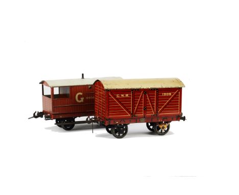 Carette/Bassett-Lowke Gauge I GNR Van and Brake Van, the van in GNR red livery numbered 1909, F-G, one buffer and solebar pla