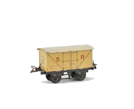 A Hornby 0 Gauge No 0 Tinprinted SR Refrigerator Van, in cream with brown lettering and off-white roof as no 50494, overall V