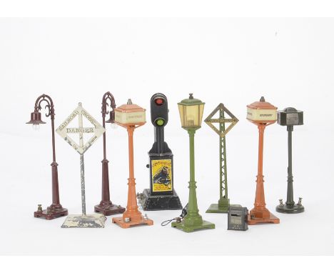 Lionel and Other American 0 Gauge Layout Accessories, including two Lionel #57 Broadway/Main Street lamps in orange, a Bing l
