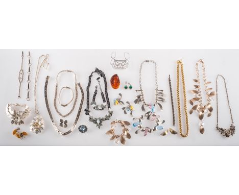A mixed group of silver and costume jewellery, including matching necklace and bracelet sets; necklace and bracelet set by Bi