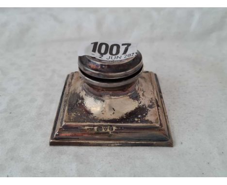 Square Chester inkpot with hinged cover. 1914. 2.5inch wide By J &amp; R G