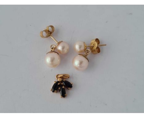 Two pairs of pearl ear studs, 9ct and 9ct pendant