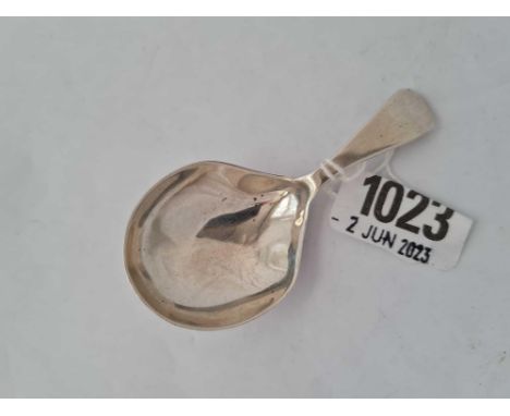 Plain Georgian caddy spoon. London 1815
