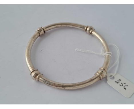 A good silver bangle