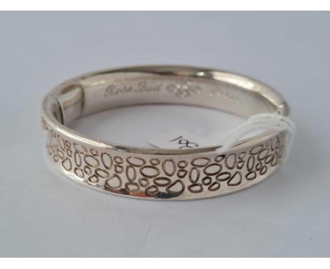  A heavy silver shackle bangle set with white stones &amp; diamond 84g