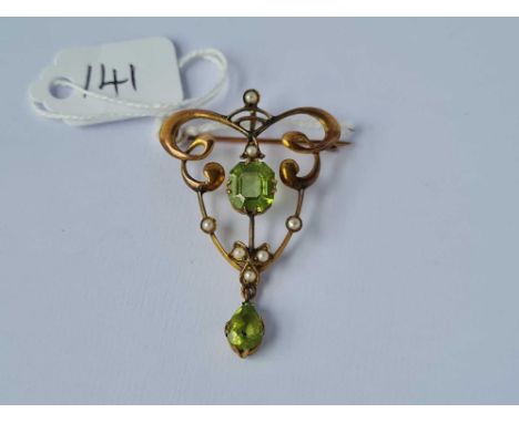A art nouveau peridot and pearl pendant brooch 9ct    3.4 gms