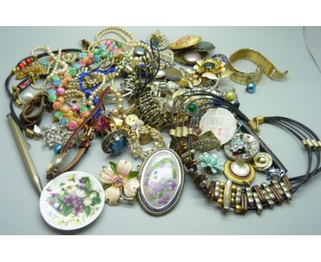 Costume jewellery, etc. 