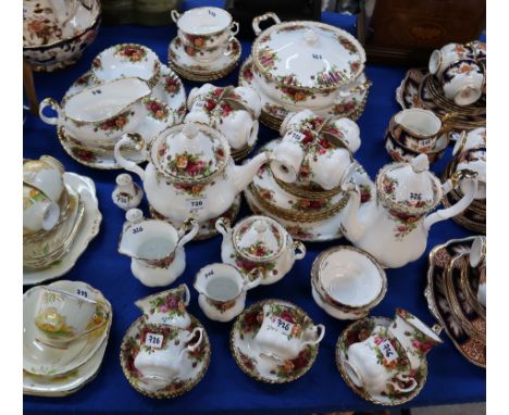 Royal Albert Old Country Roses including tureen and cover, five dinner plates, side plates, bowls, two soup coupes and five s