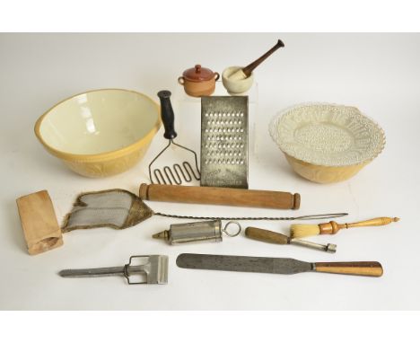 A quantity of kitchenalia,  to include a moulded glass bowl 'give us our daily bread', 25.5cm, 'The Wonder Shredder', a 'Jaff