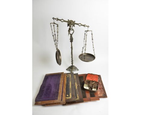A quantity of auction house sales catalogues to include Bonham's European Ceramics and Glass and Fine British Ceramics and gl