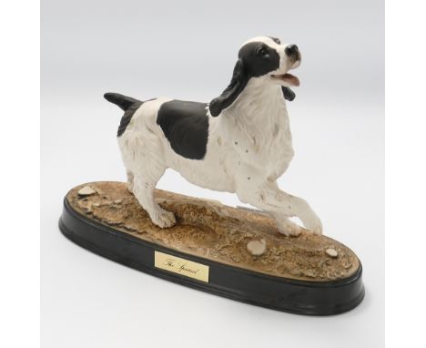 Beswick Spaniel on ceramic plinth:  2980