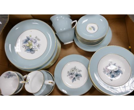A collection of Royal Worcester woodland patterned tea and dinner ware: 