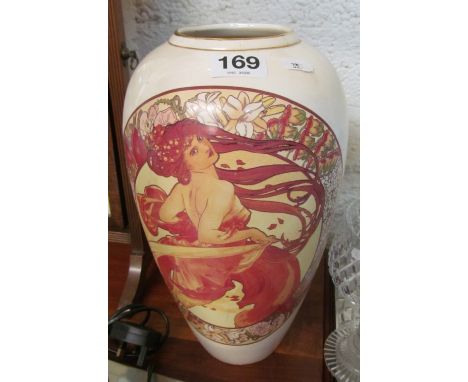A vase decorated Art Nouveau ladies