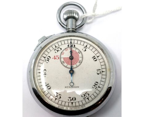 WWII German Kreigsmarine torpedo timer, working. P&amp;P Group 1 (£14+VAT for the first lot and £1+VAT for subsequent lots) 