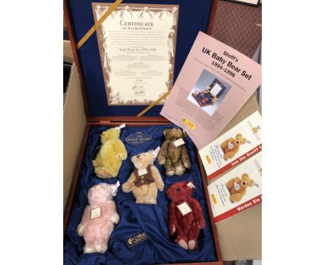 WOODEN CASED COMPLETE SET OF STEIFF UK BABY BEARS 1994-1998 NO. 01190 WITH CERTIFICATE OF AUTHENTICATION (5 BEARS)