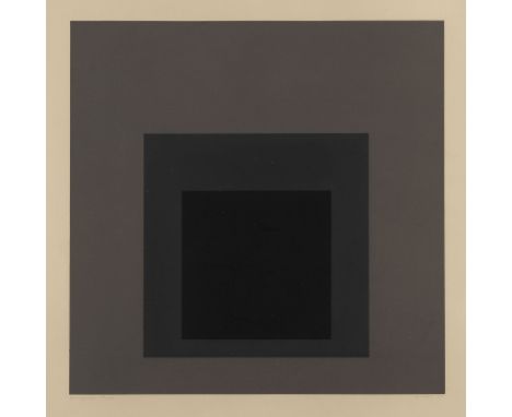 JOSEF ALBERS1888 Bottrop - 1976 New Haven'POMPEIAN' (1965) Farbserigrafie auf Karton. 28 x 28 cm, SM 36,5 x 36,5 cm (R. 57 x 