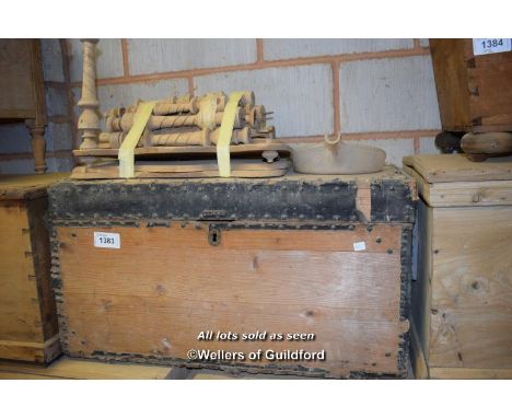 WOODEN TRAVEL TRUNK