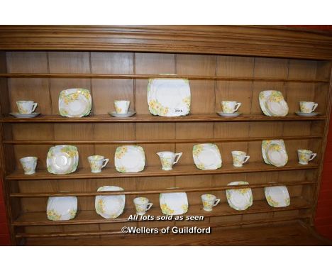ROYAL ALBERT 'DAFFODIL' TEA SERVICE