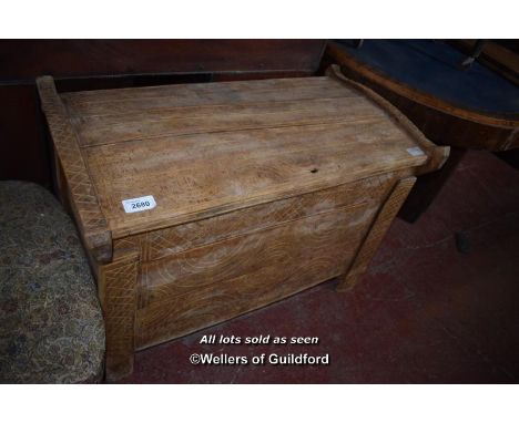 LARGE CONTINENTAL TRUNK