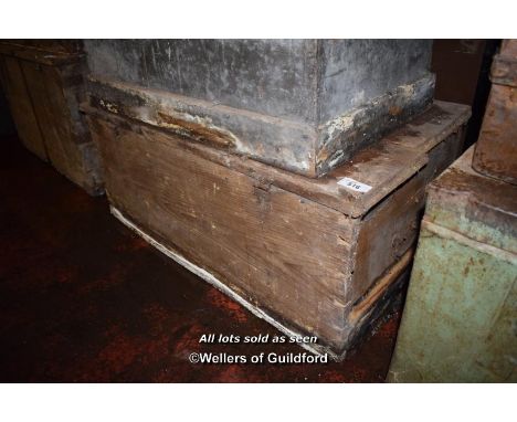 LARGE PINE TRUNK
