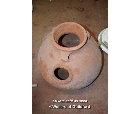 TERRACOTTA PLANTER