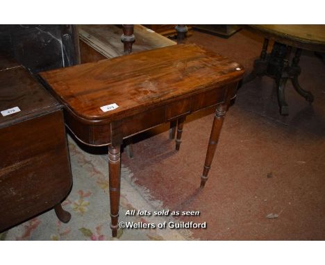 LATE GEORGIAN MAHOGANY CARD TABLE LACKING BAIZE, 89CM WIDE