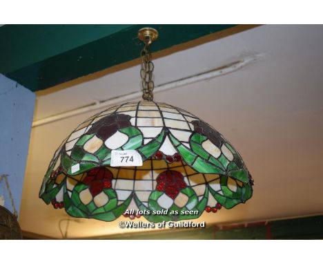 TIFFANY STYLE LIGHT FITTING