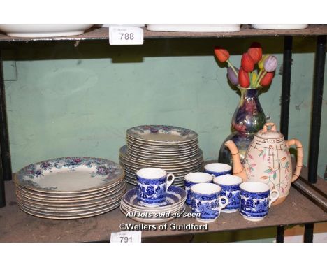 SHELF OF MIXED PORCELAIN WARE