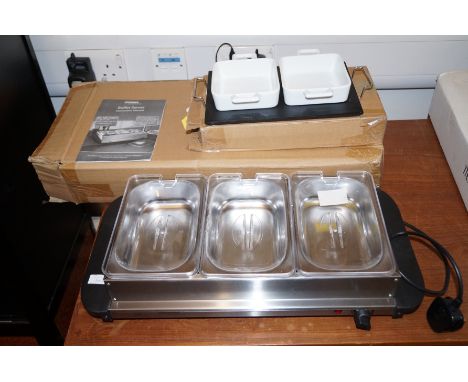 Electric buffet server and a food server dishes