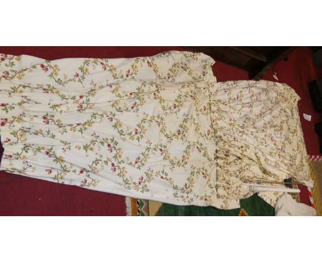 A pair of floral decorated single pleat curtains, drop 127cm, track length 100cm, decorated with fruit, together with single 