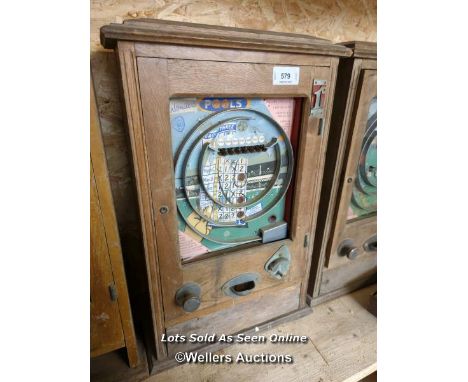 *VINTAGE FUN FAIR WONDERS 'POOLS' SLOT MACHINE / ALL LOTS ARE LOCATED AT AUTHENTIC RECLAMATION TN5 7EF