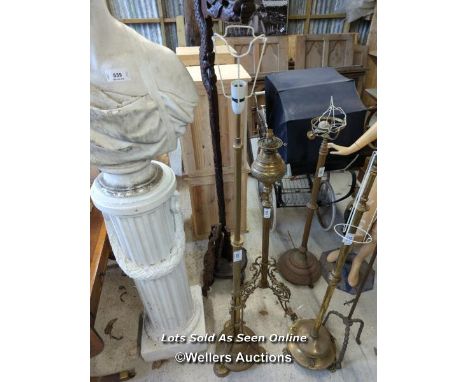 *BRASS STANDARD LAMP, 60 INCHES HIGH / ALL LOTS ARE LOCATED AT AUTHENTIC RECLAMATION TN5 7EF