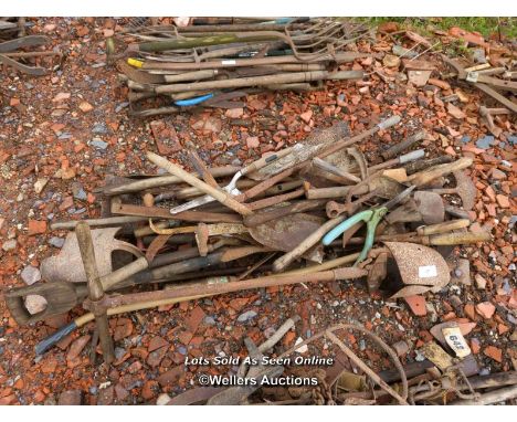 *COLLECTION OF TOOLS / ALL LOTS ARE LOCATED AT AUTHENTIC RECLAMATION TN5 7EF
