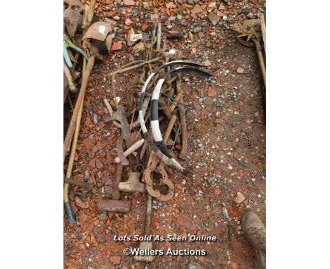 *COLLECTION OF TOOLS / ALL LOTS ARE LOCATED AT AUTHENTIC RECLAMATION TN5 7EF