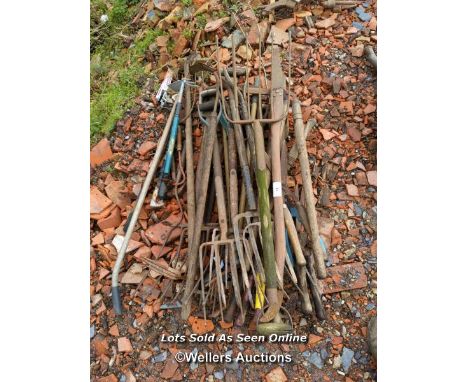 *COLLECTION OF TOOLS / ALL LOTS ARE LOCATED AT AUTHENTIC RECLAMATION TN5 7EF